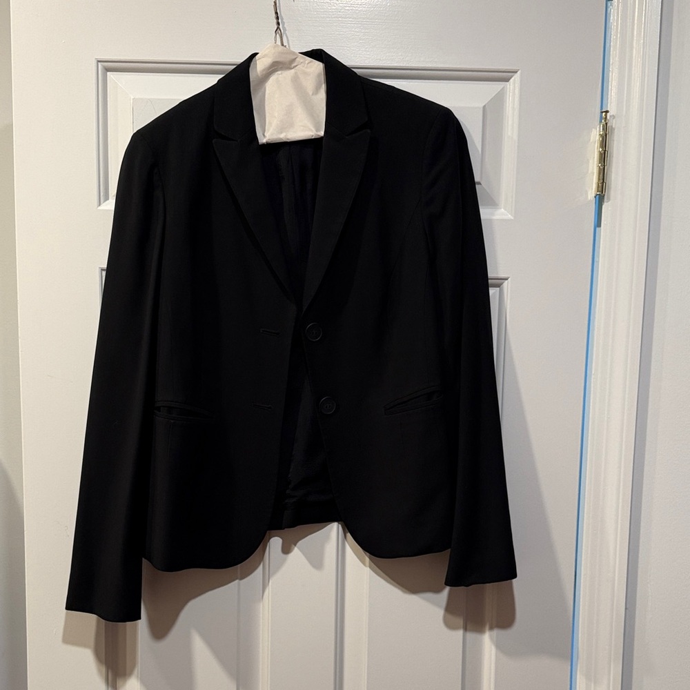 Jones New York Black Women's Two-Button Blazer